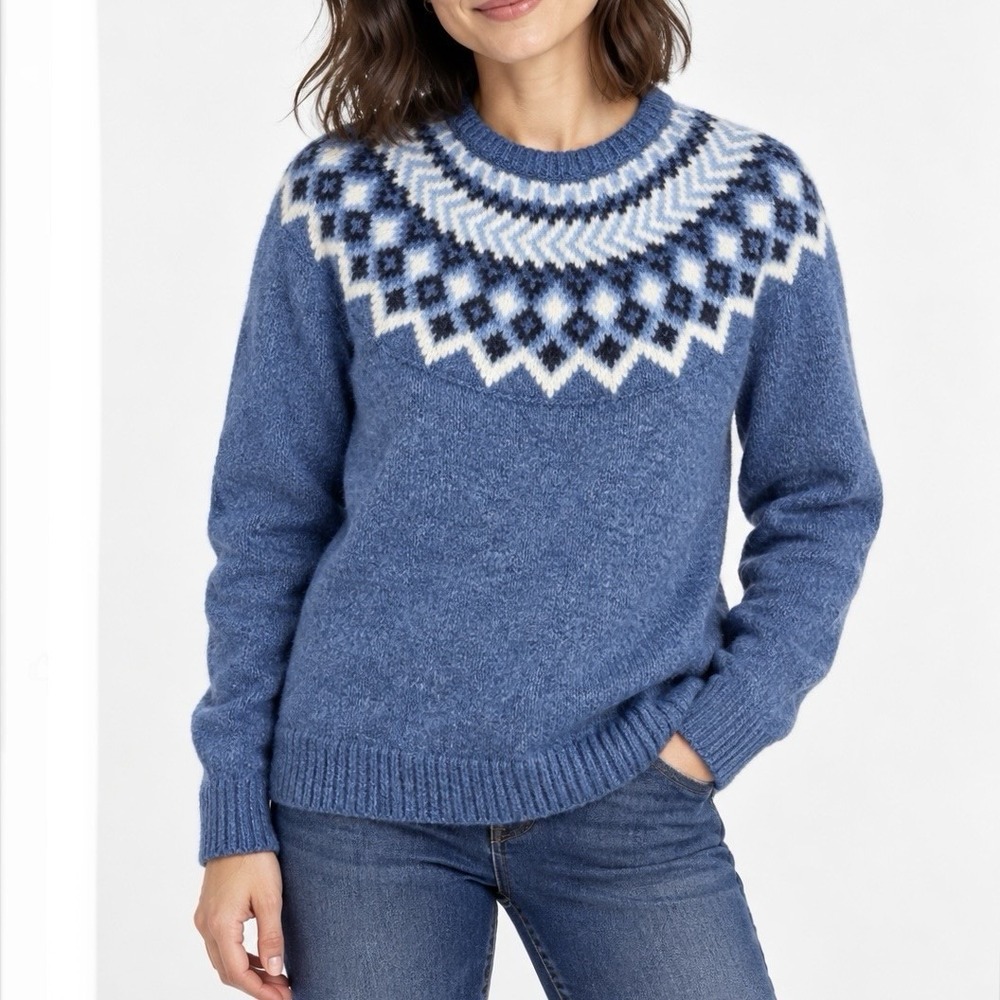 LL Bean Blue Fair Isle Wool Crew Neck Pullover  Sweater Size XS